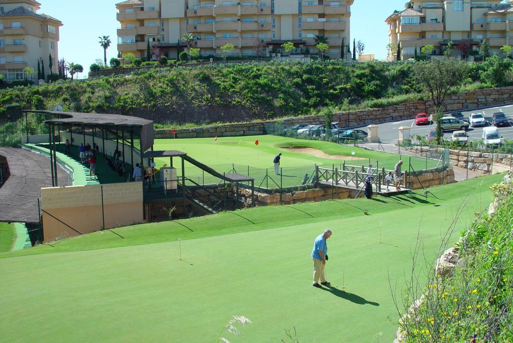Elviria Hills Living Aparthotel Μαρμπέλλα Εξωτερικό φωτογραφία